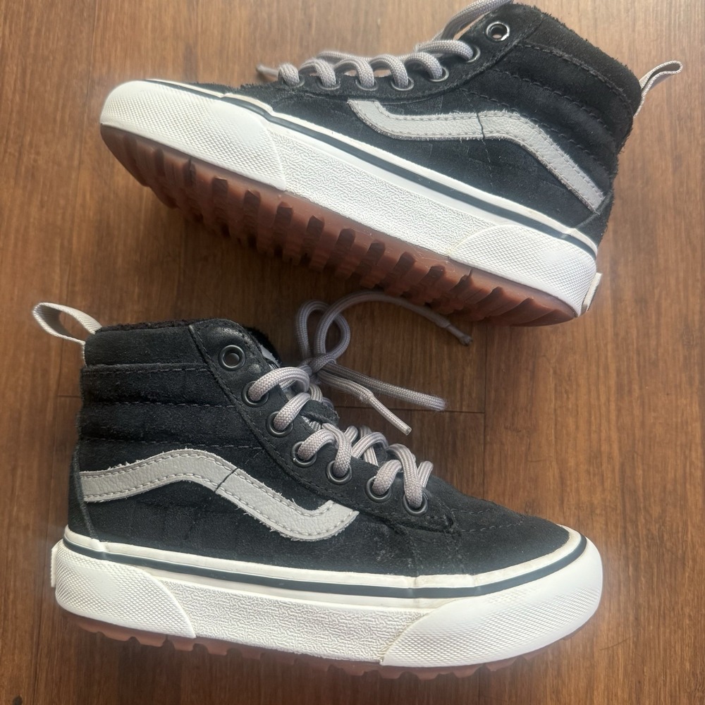 Vans MTE SK8‑Hi Little Kids 11 Black High‑Top Shoe Water Resistant Weather Youth - Picture 2 of 10